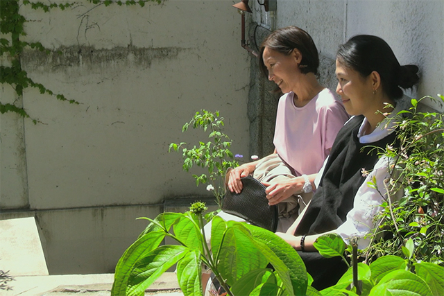 あなたの顔の前に