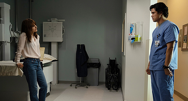 メイ・ディセンバー　ゆれる真実