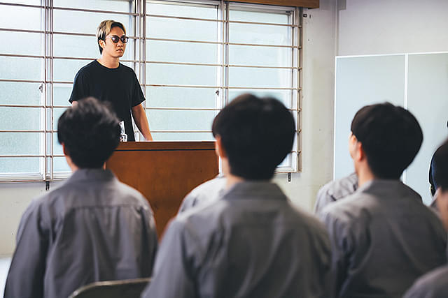 BLUE FIGHT 蒼き若者たちのブレイキングダウン