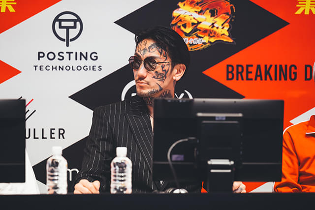 BLUE FIGHT 蒼き若者たちのブレイキングダウン