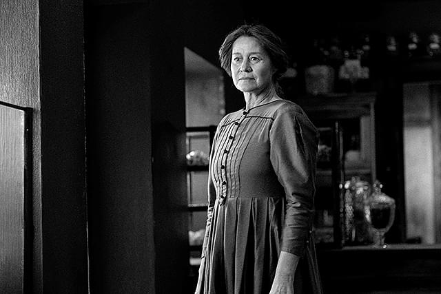 ガール・ウィズ・ニードル