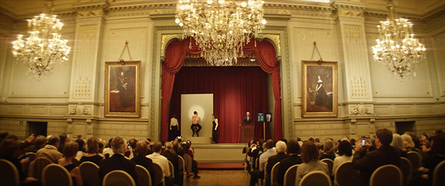 皮膚を売った男